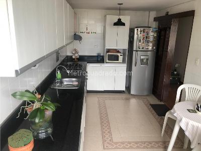 Apartamento de 3 alcobas en venta en Usaquen, Bogotá, 109 m² · foto 6 de 19