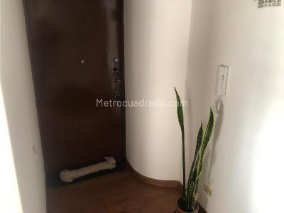 Apartamento de 3 alcobas en venta en Usaquen, Bogotá, 109 m² · foto 15 de 19