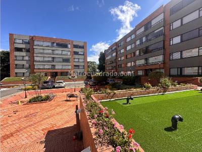 Apartamento de 3 alcobas en venta en El Recreo De Los Frailes, Bogotá, 105 m² · foto 17 de 20
