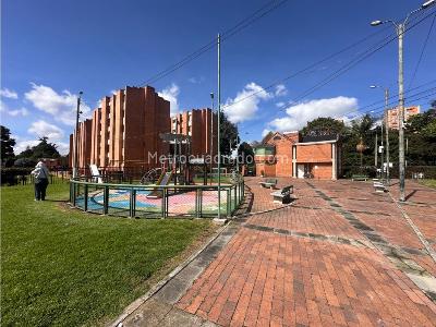 Apartamento de 3 alcobas en venta en El Recreo De Los Frailes, Bogotá, 105 m² · foto 20 de 20