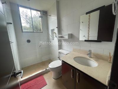 Casa de 4 alcobas en venta en Hacienda San Simon, Bogotá, 330 m² · foto 15 de 20