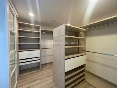 Casa de 4 alcobas en venta en Hacienda San Simon, Bogotá, 330 m² · foto 10 de 20