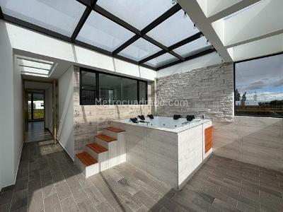 Casa de 4 alcobas en venta en Hacienda San Simon, Bogotá, 360 m² · foto 18 de 20