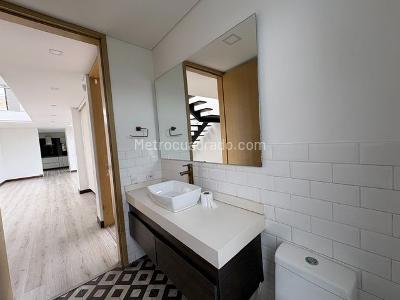 Casa de 4 alcobas en venta en Hacienda San Simon, Bogotá, 360 m² · foto 9 de 20