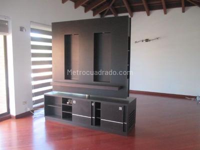 Casa de 4 alcobas en venta en Hacienda San Simon, Bogotá, 420 m² · foto 15 de 20