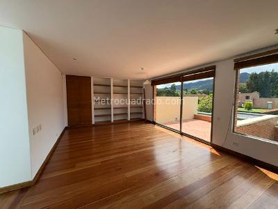 Casa de 3 alcobas en venta en Hacienda San Simon, Bogotá, 300 m² · foto 8 de 20