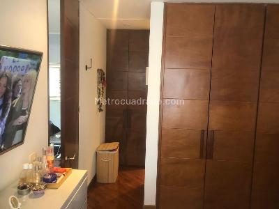 Apartamento en venta en Chico San Patricio, Bogotá · foto 10 de 15