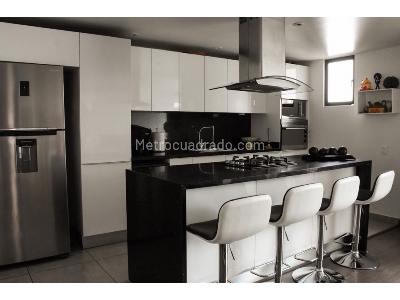 Apartamento en venta en Santa Barbara Central, Bogotá · foto 3 de 20