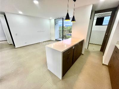 Apartamento de 2 alcobas en venta en Avenida 19 De Enero, Armenia, 89 m² · foto 3 de 18