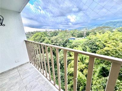 Apartamento de 2 alcobas en venta en Avenida 19 De Enero, Armenia, 89 m² · foto 8 de 18