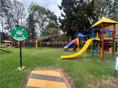 Apartamento en venta en Niza, Bogotá · foto 16 de 19