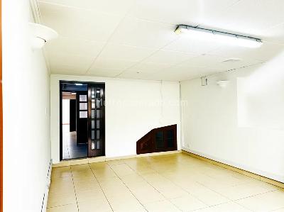 Casa de 4 alcobas en venta en El Batan, Bogotá, 247 m² · foto 5 de 19