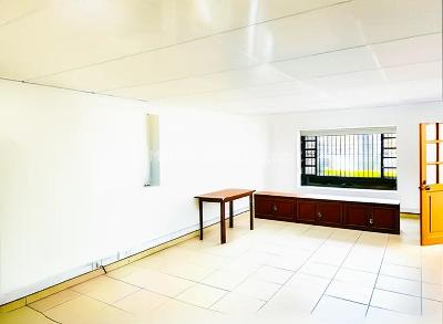 Casa de 4 alcobas en venta en El Batan, Bogotá, 247 m² · foto 6 de 19