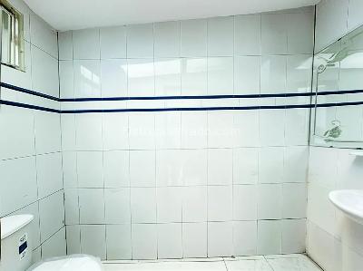 Casa de 4 alcobas en venta en El Batan, Bogotá, 253 m² · foto 10 de 19