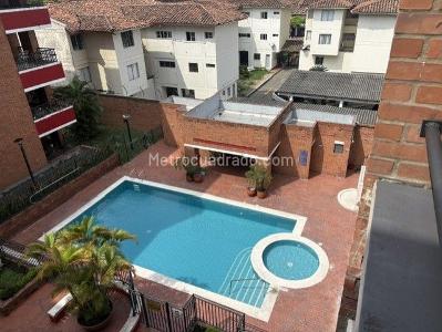 Apartamento de 3 alcobas en arriendo en Prados Del Norte, Cali, 130 m² · foto 15 de 18