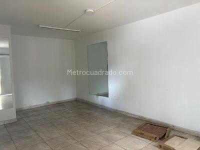 Casa de 5 alcobas en venta en El Piloto, Cali, 241 m² · foto 2 de 11