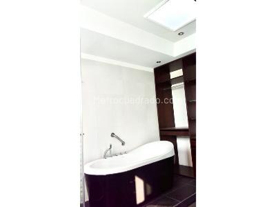 Casa de 4 alcobas en arriendo en Cerros De Sotileza, Bogotá, 265 m² · foto 17 de 20