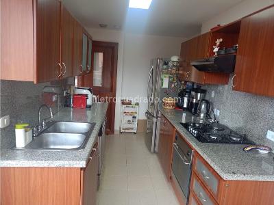 Apartamento de 3 alcobas en arriendo en Bella Suiza Alta, Bogotá, 160 m² · foto 8 de 20