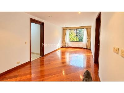 Apartamento de 3 alcobas en venta en Santa Barbara Central, Bogotá, 167 m² · foto 8 de 20