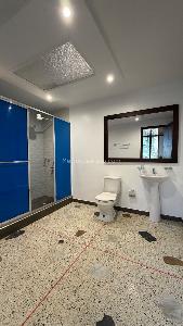 Casa de 5 alcobas en arriendo en Salitre Greco, Bogotá, 320 m² · foto 18 de 20