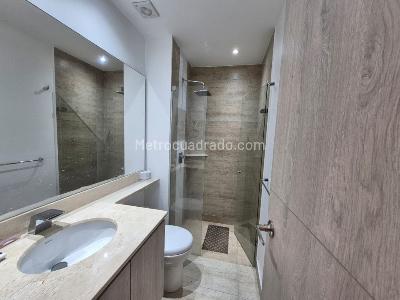 Apartamento de 3 alcobas en venta en Altos De Riomar, Barranquilla, 157 m² · foto 7 de 14