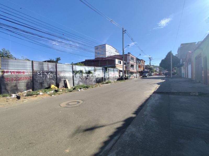 Lote en Venta, Comuneros, Bucaramanga - Vista 3