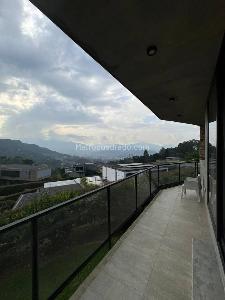 Casa de 4 alcobas en venta en Loma Del Escobero, Envigado, 404 m² · foto 10 de 20