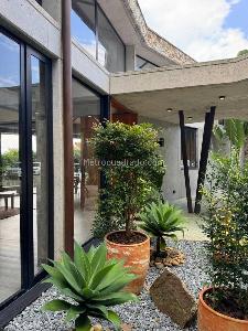 Casa de 4 alcobas en venta en Loma Del Escobero, Envigado, 404 m² · foto 8 de 20