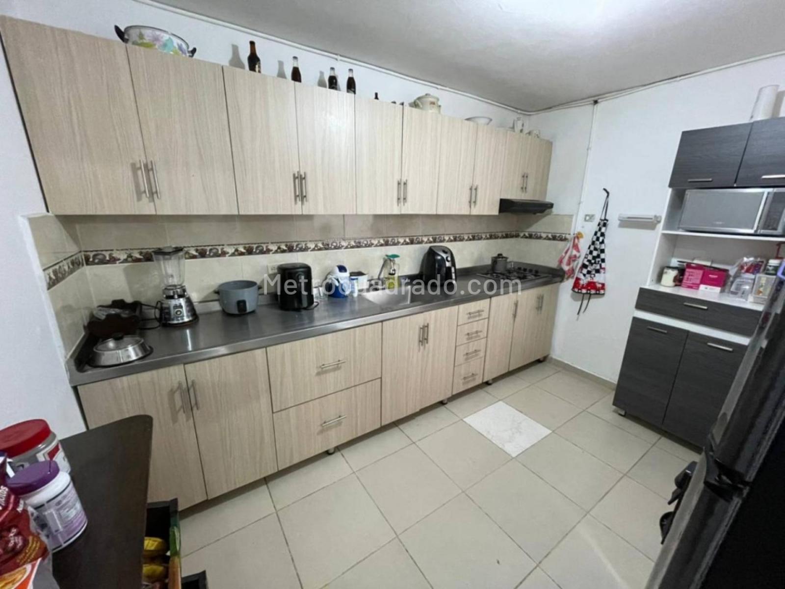 Casa de 4 habitaciones en venta en Simon Bolivar, Medellín — imagen 1 de 20