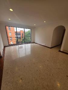 Apartamento de 2 alcobas en venta en El Poblado, Medellín, 85 m² · foto 11 de 20