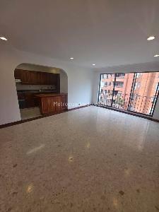 Apartamento de 2 alcobas en venta en El Poblado, Medellín, 85 m² · foto 9 de 20