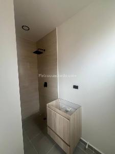 Apartamento de 3 alcobas en venta en Belen La Castellana, Medellín, 290 m² · foto 3 de 20