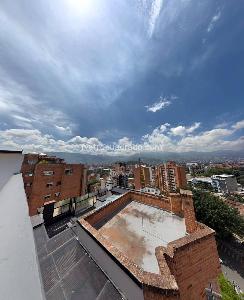 Apartamento de 4 alcobas en venta en Laureles, Medellín, 323 m² · foto 19 de 20