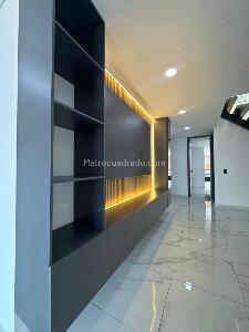 Apartamento de 4 alcobas en venta en Laureles, Medellín, 323 m² · foto 2 de 20