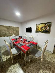 Casa de 5 alcobas en venta en Los Colores, Medellín, 140 m² · foto 13 de 20