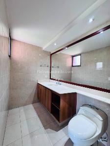 Apartamento de 4 alcobas en arriendo en La Frontera, Medellín, 140 m² · foto 3 de 20