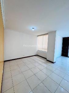 Apartamento de 4 alcobas en arriendo en La Frontera, Medellín, 140 m² · foto 14 de 20