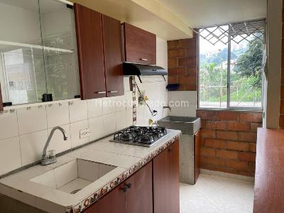Apartamento en venta en Robledo, Medellín · foto 10 de 16
