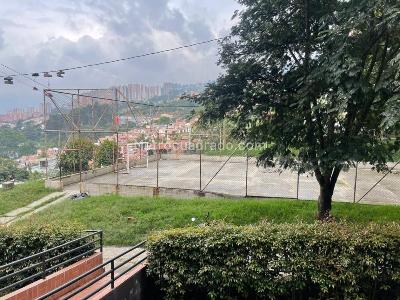 Apartamento en venta en Robledo, Medellín · foto 12 de 16