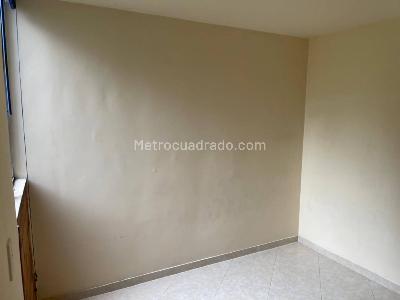 Apartamento en venta en Robledo, Medellín · foto 4 de 16