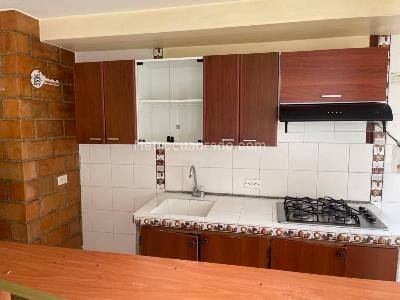 Apartamento en venta en Robledo, Medellín · foto 7 de 16