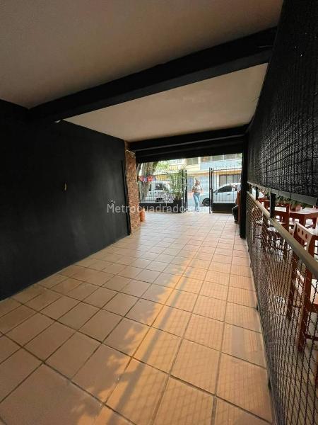 Local Comercial en Arriendo, Laureles, Medellín - Vista 4