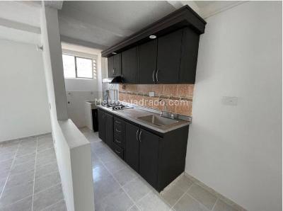 Apartamento de 3 alcobas en venta en Niquia, Bello, 58 m² · foto 4 de 12