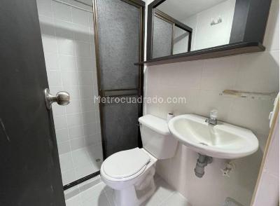 Apartamento de 3 alcobas en venta en Niquia, Bello, 58 m² · foto 6 de 12
