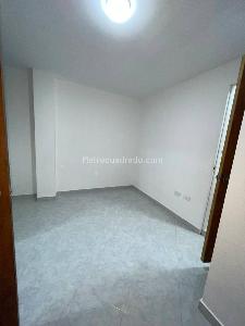 Apartamento de 2 alcobas en arriendo en Los Alpes, Medellín, 60 m² · foto 2 de 13