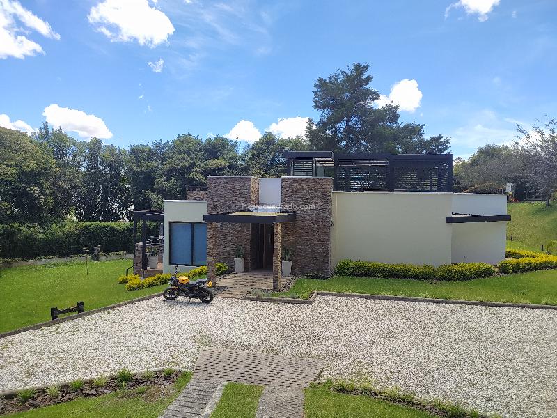 Casa en Arriendo, Vereda Cabeceras, Rionegro, Rionegro