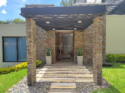 Casa de 4 alcobas en arriendo en Vereda Cabeceras, Rionegro · foto 4 de 20