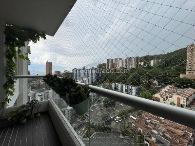 Apartamento de 2 alcobas en arriendo en Loma Del Indio, Medellín, 66 m² · foto 8 de 19