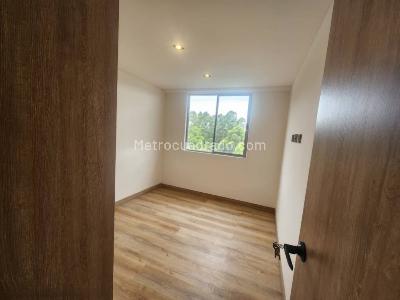 Apartamento de 4 alcobas en venta en El Porvenir, Rionegro, 86 m² · foto 10 de 20