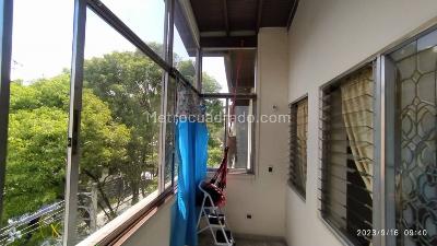 Apartamento de 3 alcobas en venta en Estadio, Medellín, 126 m² · foto 10 de 11